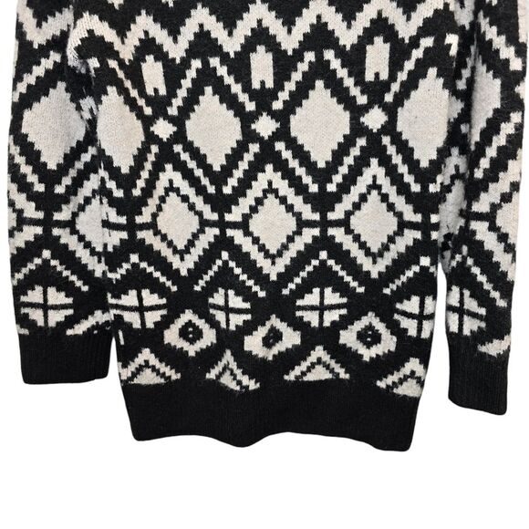 H&M Women's XS MAMA Jacquard-Knit Crewneck Geometric Pattern Sweater Black White - Picture 10 of 16